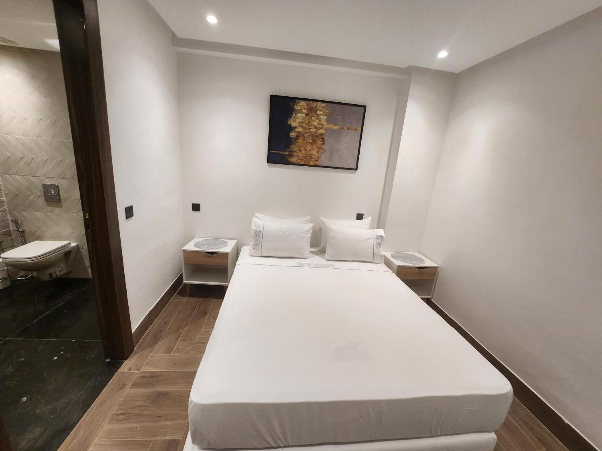 Modern Luxury Retreat: 2-Bedroom Apartment In The Heart Of Marrakech Марракеш Экстерьер фото