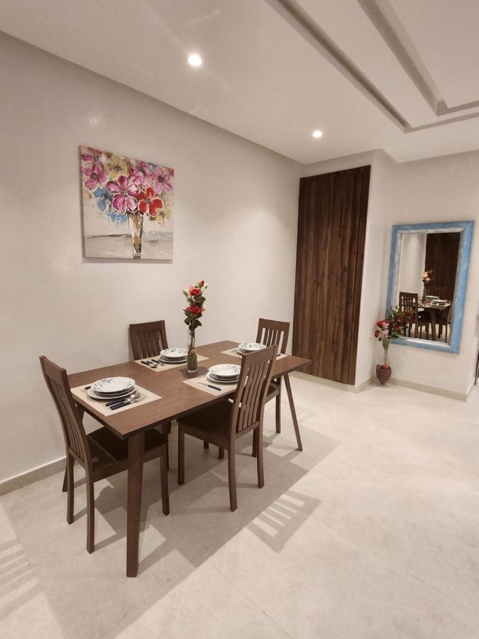 Modern Luxury Retreat: 2-Bedroom Apartment In The Heart Of Marrakech Марракеш Экстерьер фото