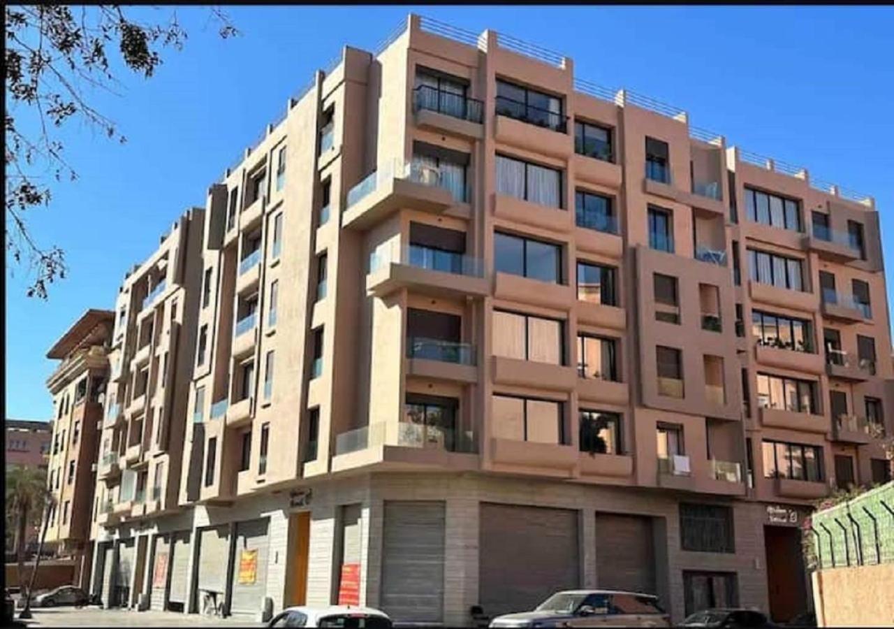 Modern Luxury Retreat: 2-Bedroom Apartment In The Heart Of Marrakech Марракеш Экстерьер фото